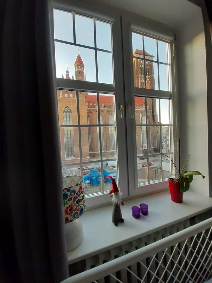 Апартаменты Apartment in Old Town - view of Mariacki Church Гданьск-18